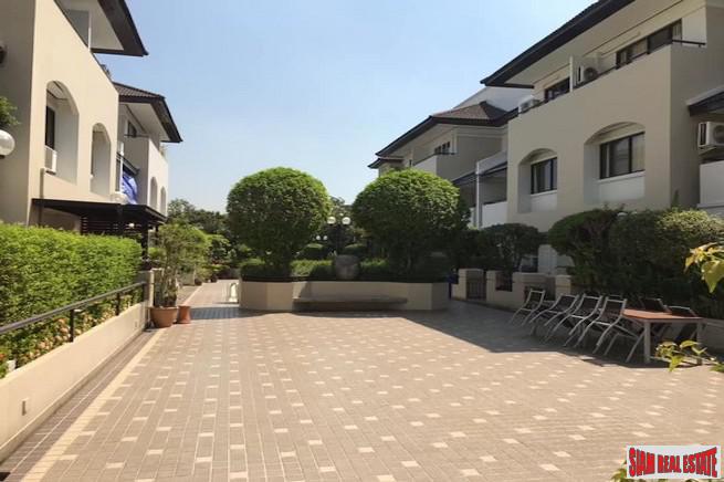 Baan Charoenmitr | Large Family Style Three Bedroom Townhouse for Sale on Quiet Ekkamai Alley-9