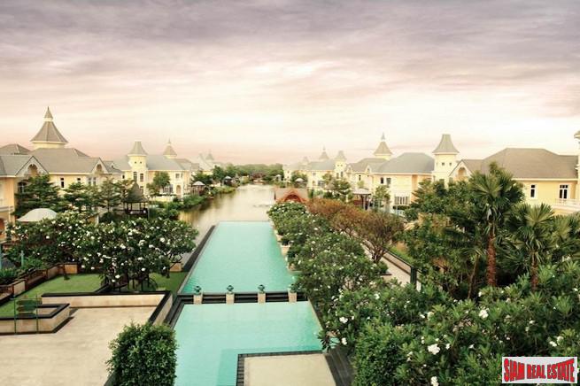 The Royal Residence, Kaset Navamin | Luxury Five Bedroom Villa for Sale in Award Winning Private Lat Phrao Estate