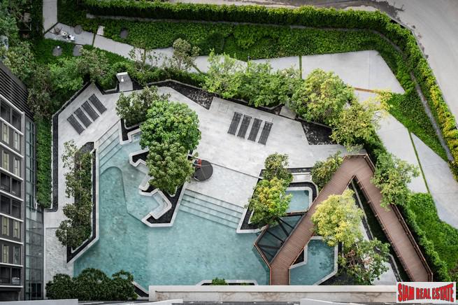 Newly Completed High-Rise at New Rama 9 Area on Ramkhamhaeng Road 9 Close to MRT by Leading Thai Developers - Studio Units - Up to 10% Discount!-2
