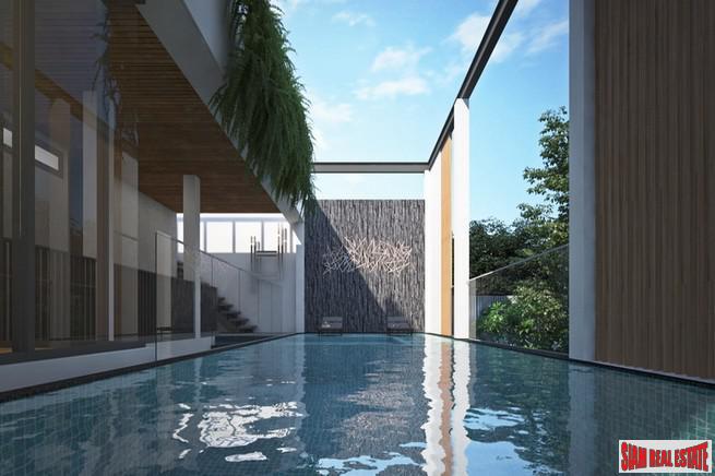 Secure Estate of Luxury Town Homes in Construction at Sukumvit 101, Phunnawithee-24