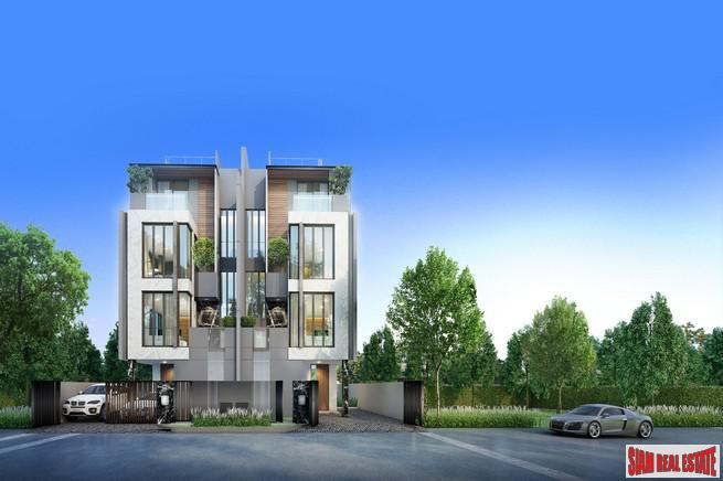 Secure Estate of Luxury Town Homes in Construction at Sukumvit 101, Phunnawithee-5