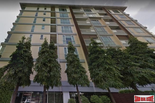 Centric Scene Aree 2 | New High Quality Three Bedroom Contemporary Condo for Rent in Ari Low-rise