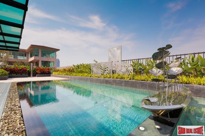 Low-Rise Quality Condo at Soi Thong Lor with Roof Facilities, close to Phetchaburi Road - 2 Bed Units-11