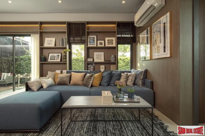 New Project in Construction Of Modern Smart Home Town Houses with Large Club House at Ladprao-13