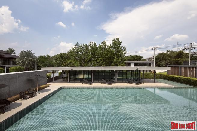 New Project in Construction Of Modern Smart Home Town Houses with Large Club House at Ladprao-21