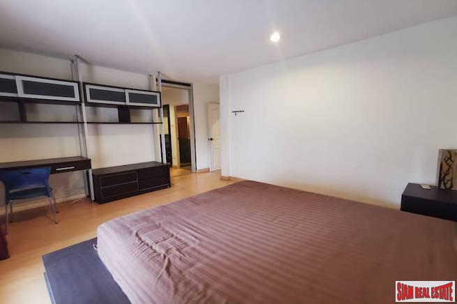 Three Storey Three Bedroom Townhouse for Sale in a Quiet Sukhumvit 39 Location-15