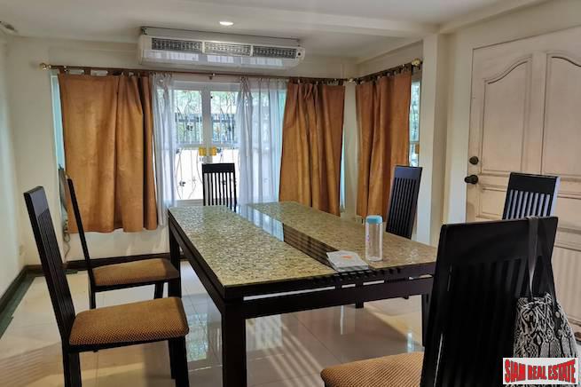 Three Storey Three Bedroom Townhouse for Sale in a Quiet Sukhumvit 39 Location-3
