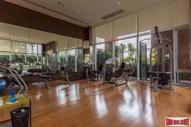 Fullerton Sukhumvit | Two Bedroom Private Corner Condo with City Views for Sale in Thong Lo - Pet Friendly!-4