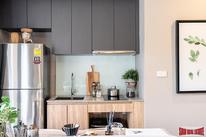 Newly Completed Luxury Low-Rise Condo at Sathorn - Charoenrat - 1 Bed Units-4