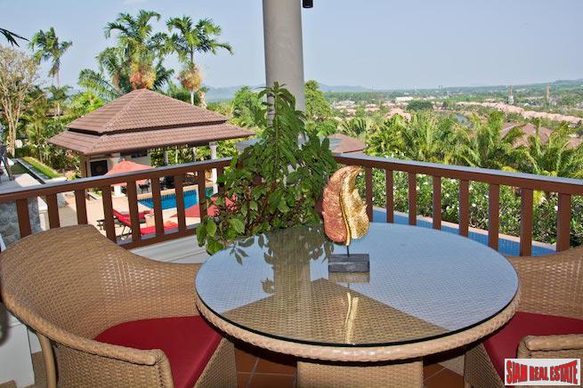 Lakewood Hills Estate | Exceptional Mountain View Villa with Private Pool and Many Extras - Excellent Holiday Rental Potential