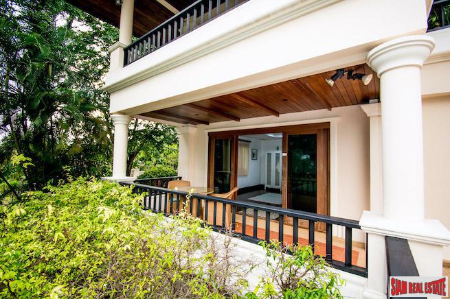 Lakewood Hills Estate | Exceptional Mountain View Villa with Private Pool and Many Extras - Excellent Holiday Rental Potential