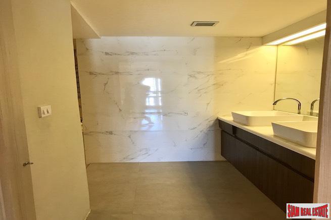 Royal Castle Sukhumvit 39 | Renovated Three Bedroom Condo for Sale in the Heart of Sukhumvit 39-11