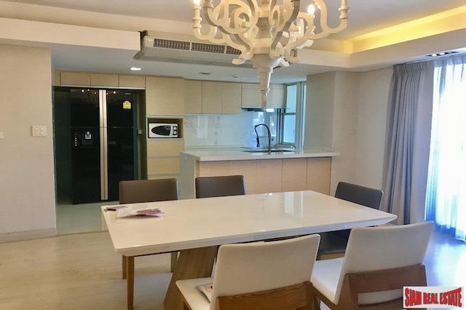 Royal Castle Sukhumvit 39 | Renovated Three Bedroom Condo for Sale in the Heart of Sukhumvit 39-6