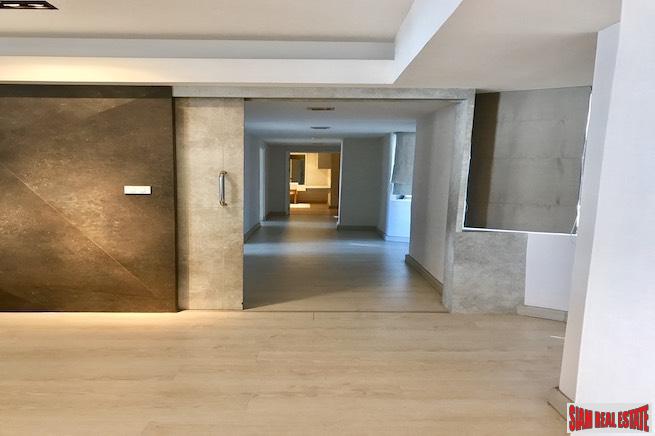 Royal Castle Sukhumvit 39 | Renovated Three Bedroom Condo for Sale in the Heart of Sukhumvit 39-8
