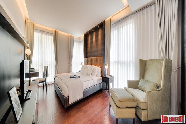 Luxury Low-Rise Freehold Residence Ready to Move in at the Exclusive Area of Ratchadamri, Lumpini - 2 Bed Units