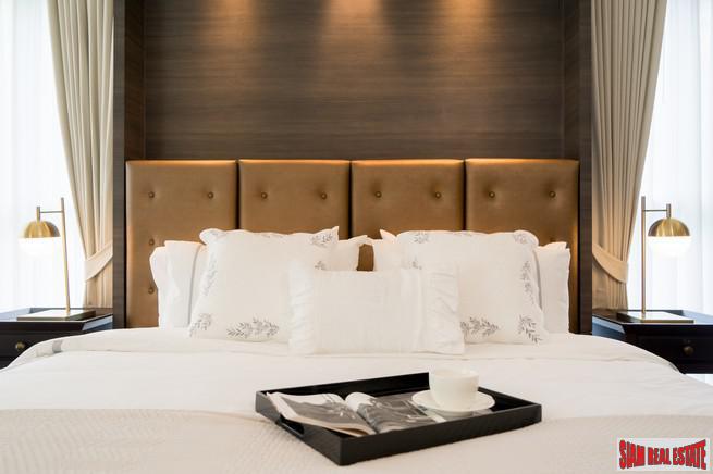 Luxury Low-Rise Freehold Residence Ready to Move in at the Exclusive Area of Ratchadamri, Lumpini - 2 Bed Units