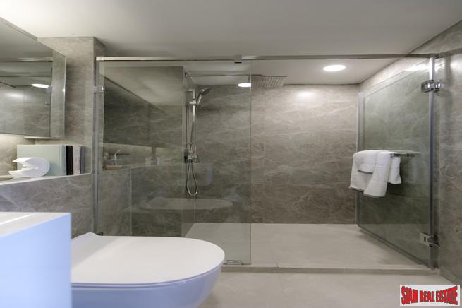 Hot New Luxury High-Rise Condo of Loft Units at the New Central Business District next to MRT Huai Khwang - 1 Bed Loft Units - Free Full Furniture and Discount!-29