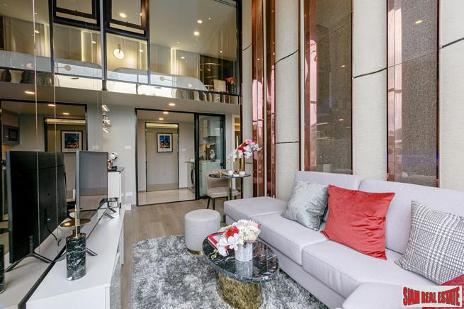 Pre-Sale of Hot New Luxury High-Rise Condo of Loft Units at the New Central Business District next to MRT Huai Khwang - 2 Bed Loft Units - Free Full Furniture and Discount!-28