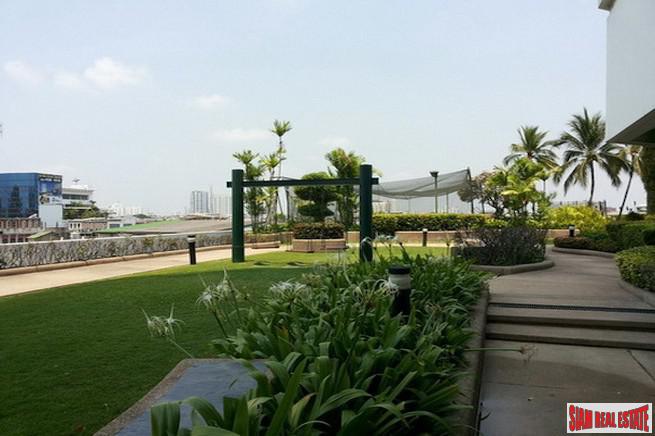 Tridhos City Marina | Superior River Views from this Three Bedroom Condo in Charoen Nakron-6
