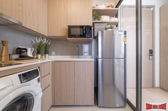 Newly Completed Luxury High-Rise Condo next to BTS Ratchayothin - 2 Bed Unit