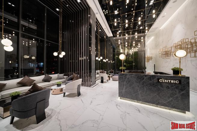 Newly Completed Luxury High-Rise Condo next to BTS Ratchayothin - 2 Bed Unit