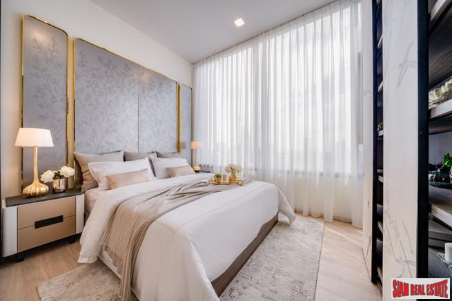 Newly Completed Luxury High-Rise Condo next to BTS Ratchayothin - 2 Bed Unit