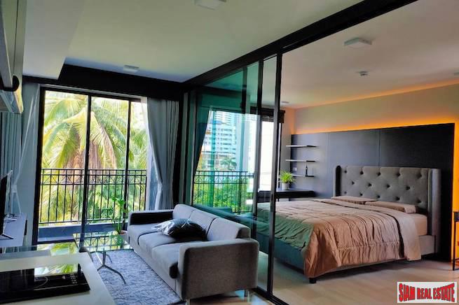 Venio Sukhumvit 10 | One Bedroom Condo with Green Views and Close to Benjakiti Park for Sale in Asoke-1