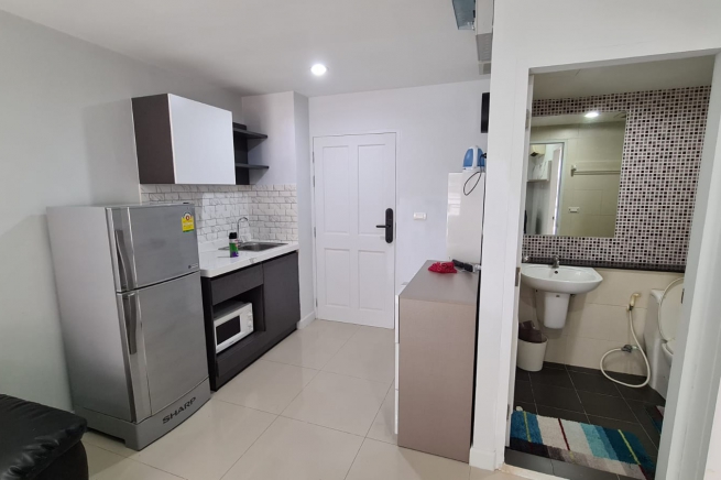[email protected] | Newly Renovated 38 sqm One Bedroom Condo for Sale-1