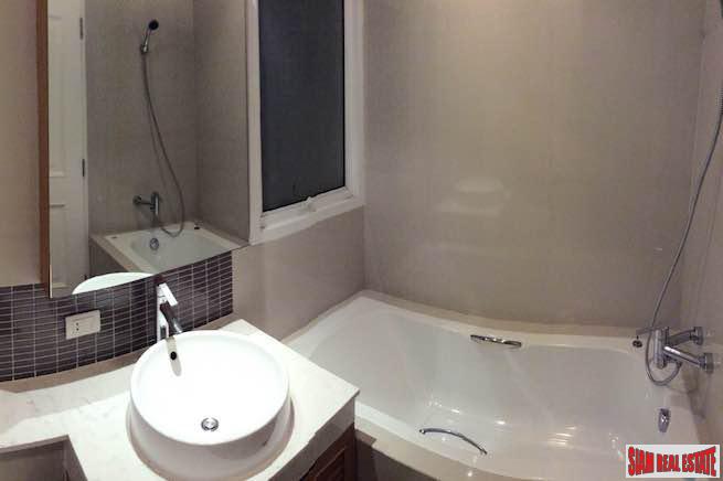 The Rise Sukhumvit 39 | Two Bedroom with Pool View in a Phrom Phong Low Rise Condo-9
