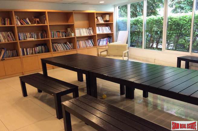 The Rise Sukhumvit 39 | Two Bedroom with Pool View in a Phrom Phong Low Rise Condo-11