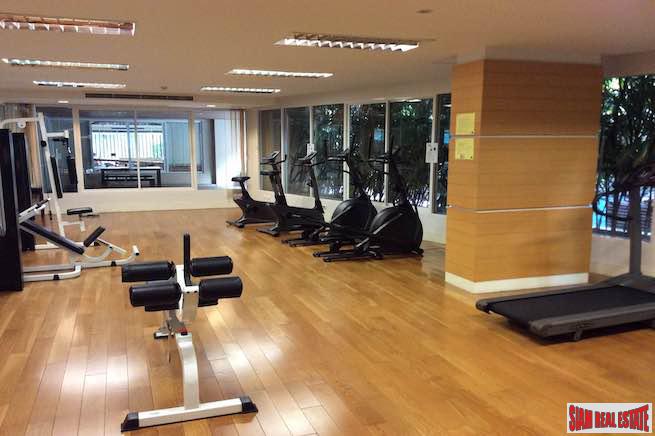 The Rise Sukhumvit 39 | Two Bedroom with Pool View in a Phrom Phong Low Rise Condo-14