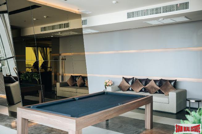 Ready to Move in High-Rise Condo at Bang Sue next to MRT Station - Studio Units - Up to 44% Discount!-10