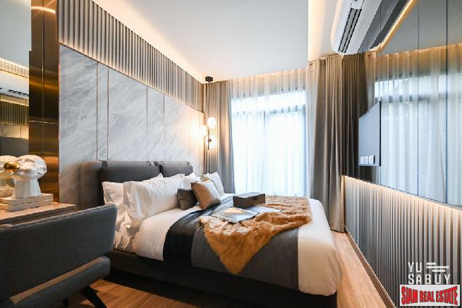 New Luxury Neo Classic Designed High-Rise at Charoennakorn close to Icon Siam, BTS Gold Line and the Riverside - 1 Bed Units - BitCoin Accepted as Payment!-16