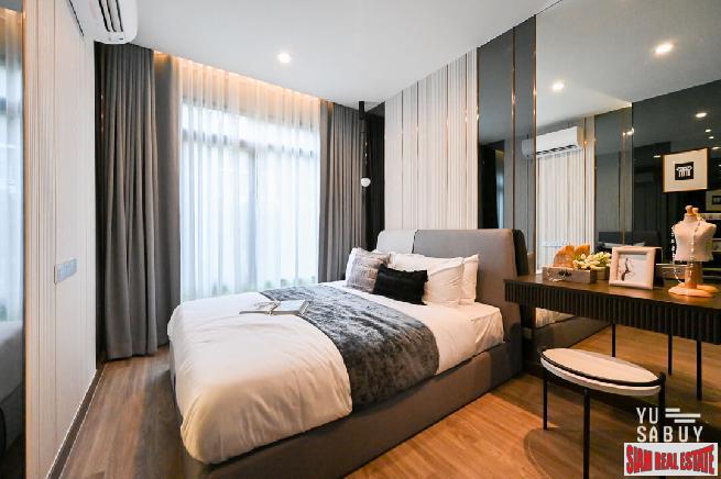 New Luxury Neo Classic Designed High-Rise at Charoennakorn close to Icon Siam, BTS Gold Line and the Riverside - 1 Bed Units - BitCoin Accepted as Payment!-18