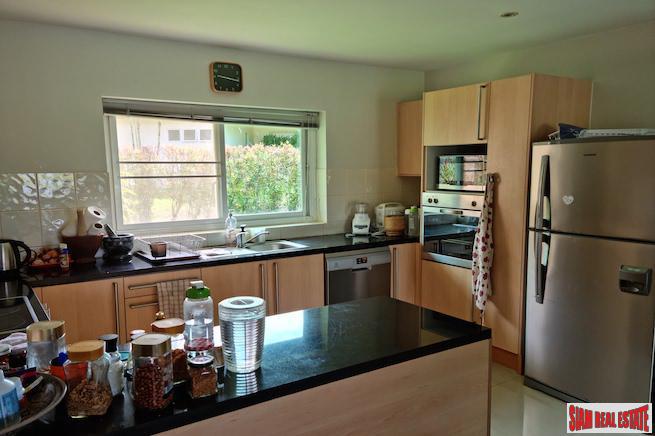 Loch Palms Garden Villas | Two Bedroom Lake View House for Sale on the Golf Course-9
