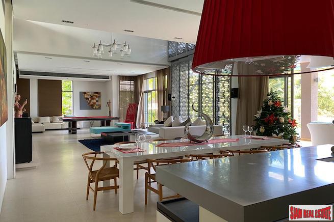 Laguna Village Deluxe Residence | Exquisite Five Bedroom for Sale with 96 sqm Private Swimming Pool & Overlooking the Lagoon.