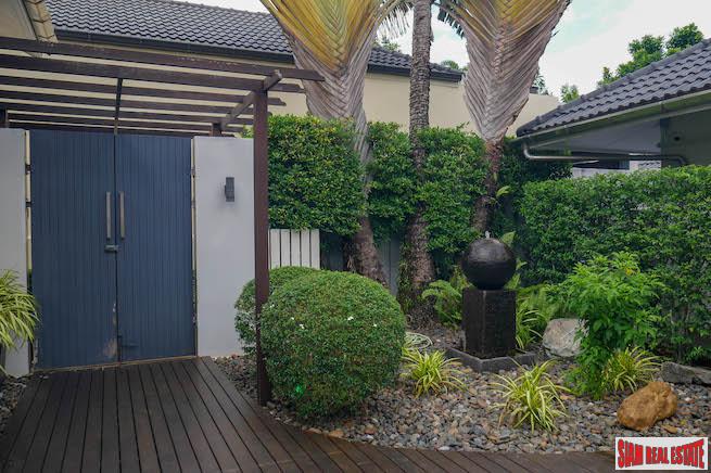 Loch Palm Courtyard Villas | Large Well Maintained Three Bedroom Villa with Large Private Swimming Pool-21