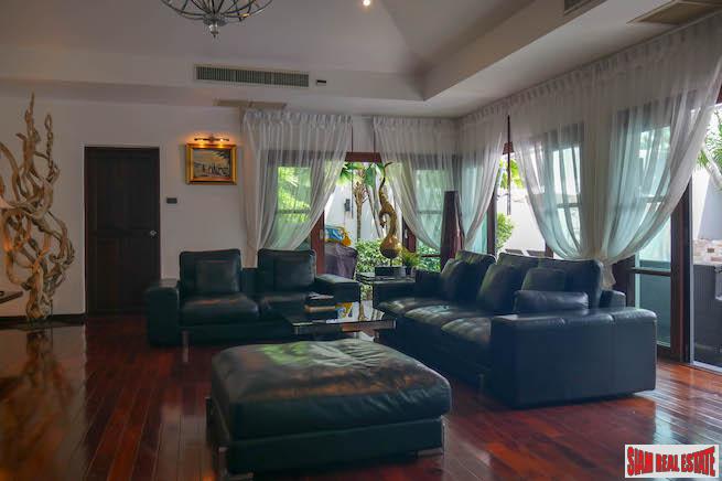 Loch Palm Courtyard Villas | Large Well Maintained Three Bedroom Villa with Large Private Swimming Pool-7