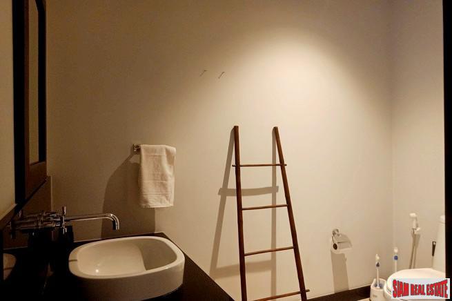 Saiyuan Estate | Nice Two Bedroom Corner Unit with Extra Space and Windows for Sale in Rawai-17