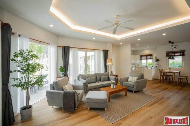Tamarind Villas | Luxury Four Bedroom Pool Suite for Rent in Chalong-17