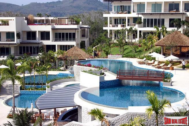 Layan Gardens | Sophisticated Three Bedroom Condo for Sale with Tennis Court & Near Golf Courses-1