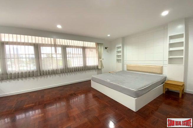 TPJ Condominium | Pet Friendly Extra Large Three Bedroom for Sale in Phrom Phong-5
