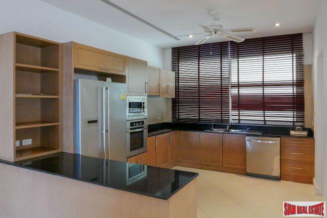 Layan Garden | Stunning Penthouse Condominium with Sea Views and Excellent Facilities For Rent