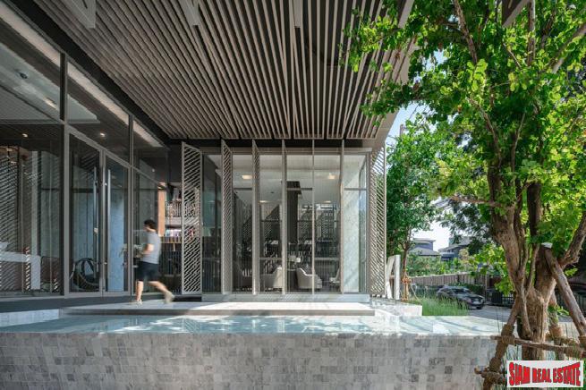 Ready to Move in Trendy Luxury Low-Rise Condo at Sukhumvit 31, Asoke - 2 Bed Units - Free Full Furniture and Discount!-5