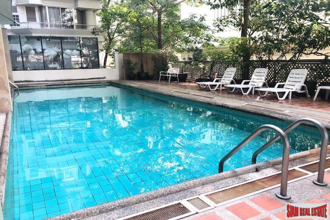Two Bedroom 180 sqm Pet Friendly Apartment for Rent in Phrom Phong-9