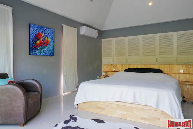 Spacious Single Storey Five Bedroom Pool Villa with Roof Terrace for Sale in Chalong