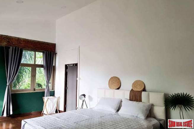 Charming Two Bedroom, Two Storey House for Rent Near BTS Chit Lom | Pet Friendly!-10
