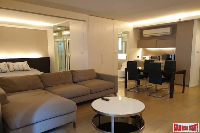 Mode Sukhumvit 61 | Big One Bedroom for Rent in a Low Rise Building Near BTS Ekkamai-4