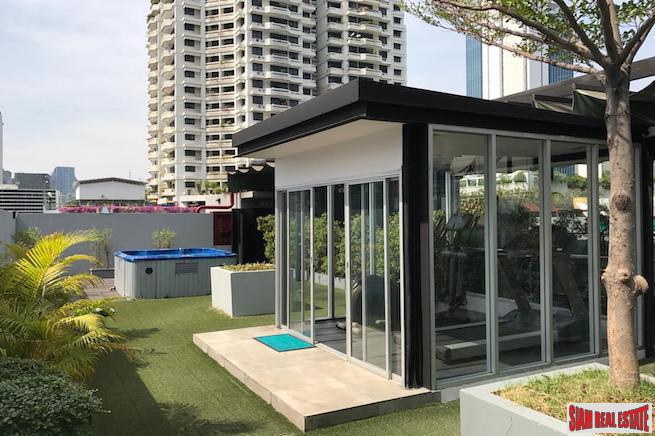 Quad Silom | Large One Bedroom Condo only 50m to BTS Chong Nonsi-10