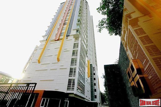 Ivy Sathorn 10 | Nicely Furnished One Bedroom for Sale in Sathorn-2